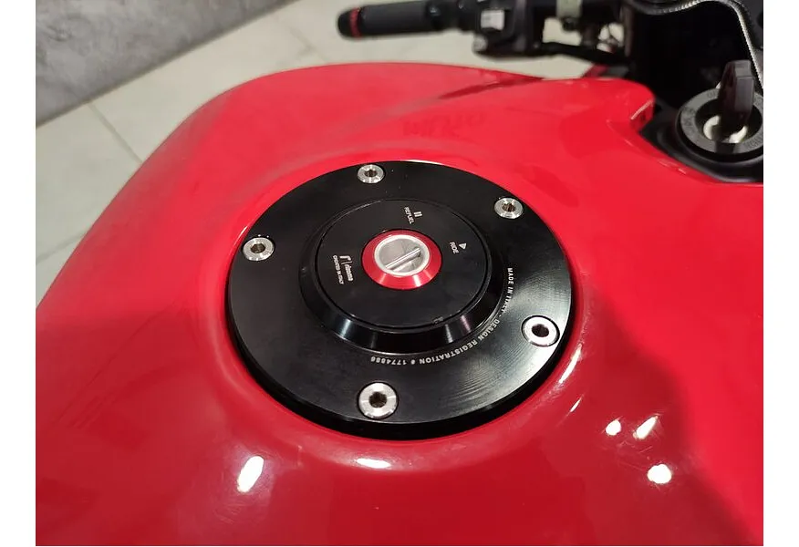 АВИЛОН - Ducati Panigale V2 955 см³ (155 л.с.) 955 Красный - slide 11