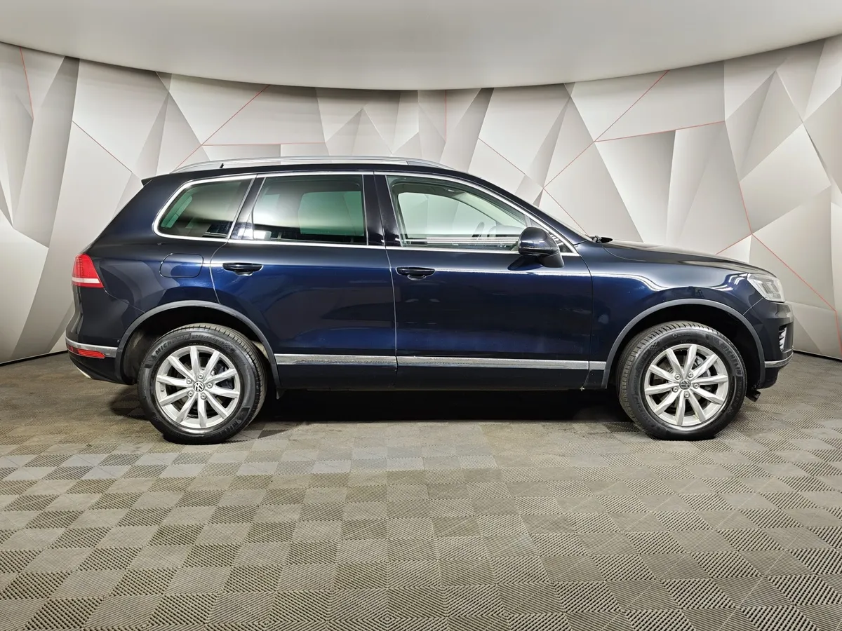 Volkswagen Touareg 3.6 FSI Tiptronic 4Motion (249 л.с.) V6 FSI Синий в АВИЛОН. Слайд №6