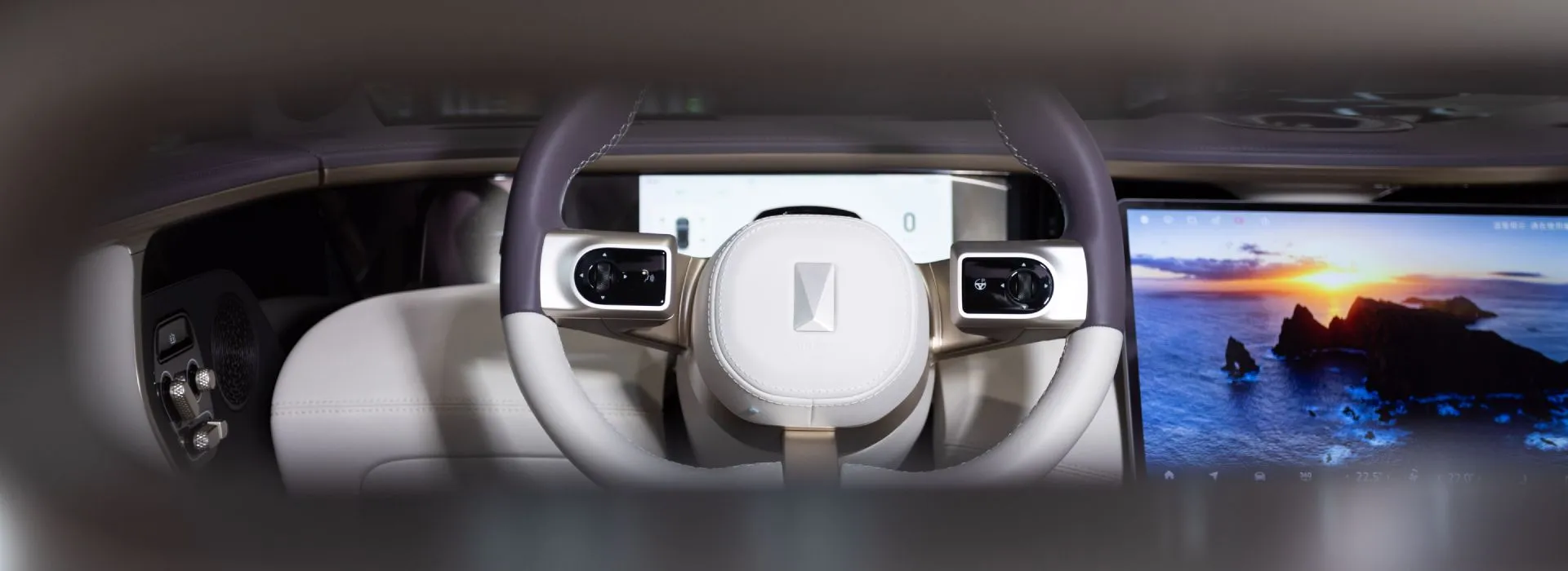 Станьте первым. Станьте легендой. AVATR АВИЛОН Легенда приглашает