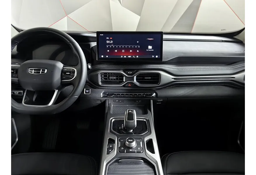 Geely Okavango 1.5T 7DCT 2WD (177 л.с.) Flagship Черный в АВИЛОН. Слайд №15