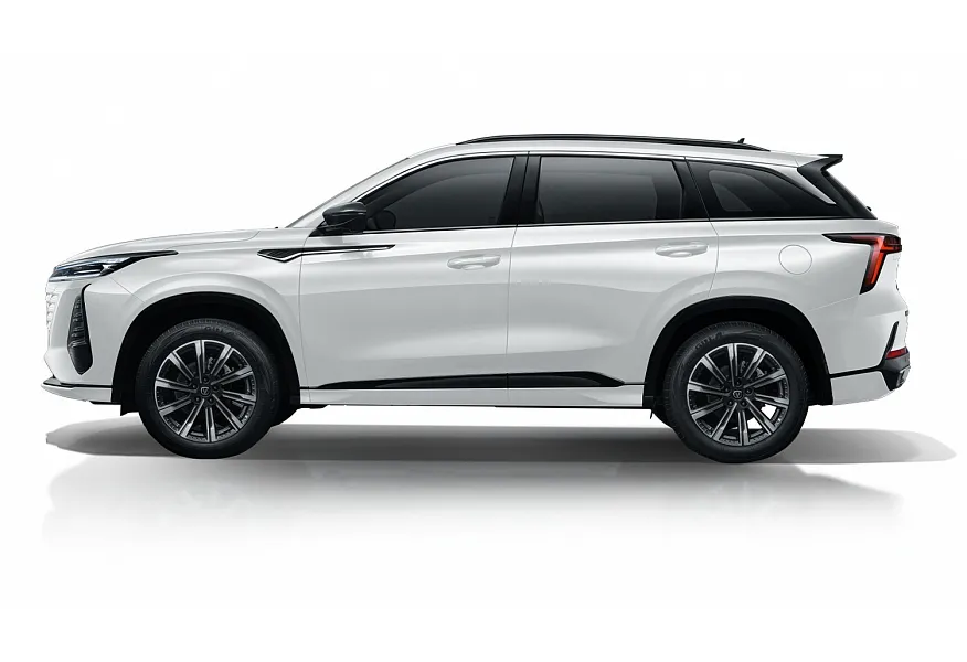 Changan CS75PLUS 2.0 AT 4WD (235 л.с.) Tech Белый в АВИЛОН. Слайд №1