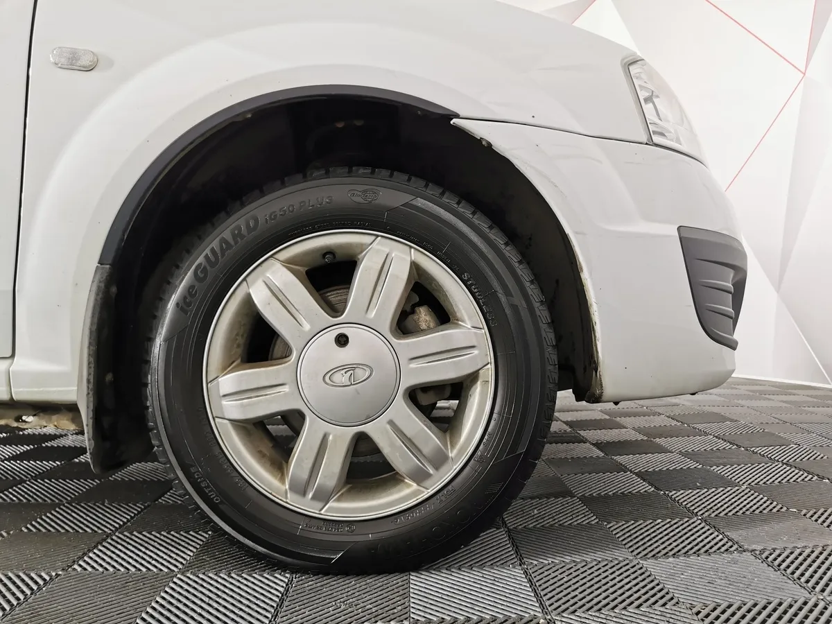 ВАЗ (Lada) Largus 1.6 MT 16 кл (5 мест) (102 л.с.) Белый в АВИЛОН. Слайд №9