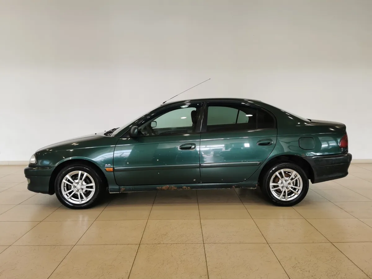 Toyota Avensis 2.0 MT (128 л.с.) Зеленый в АВИЛОН. Слайд №5