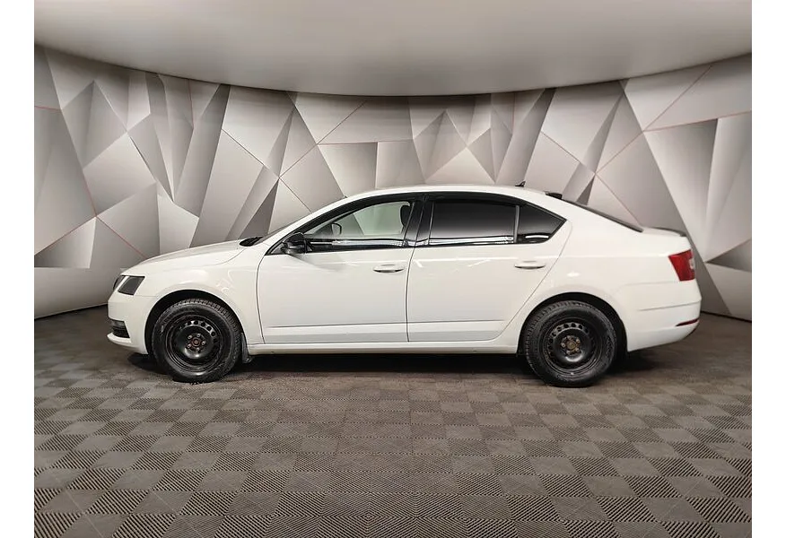 Skoda Octavia 1.6 AT (110 л.с.) Белый в АВИЛОН. Слайд №5