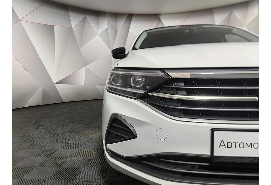 Volkswagen Polo 1.6 MPI AT (110 л.с.) Drive Белый в АВИЛОН. Слайд №10