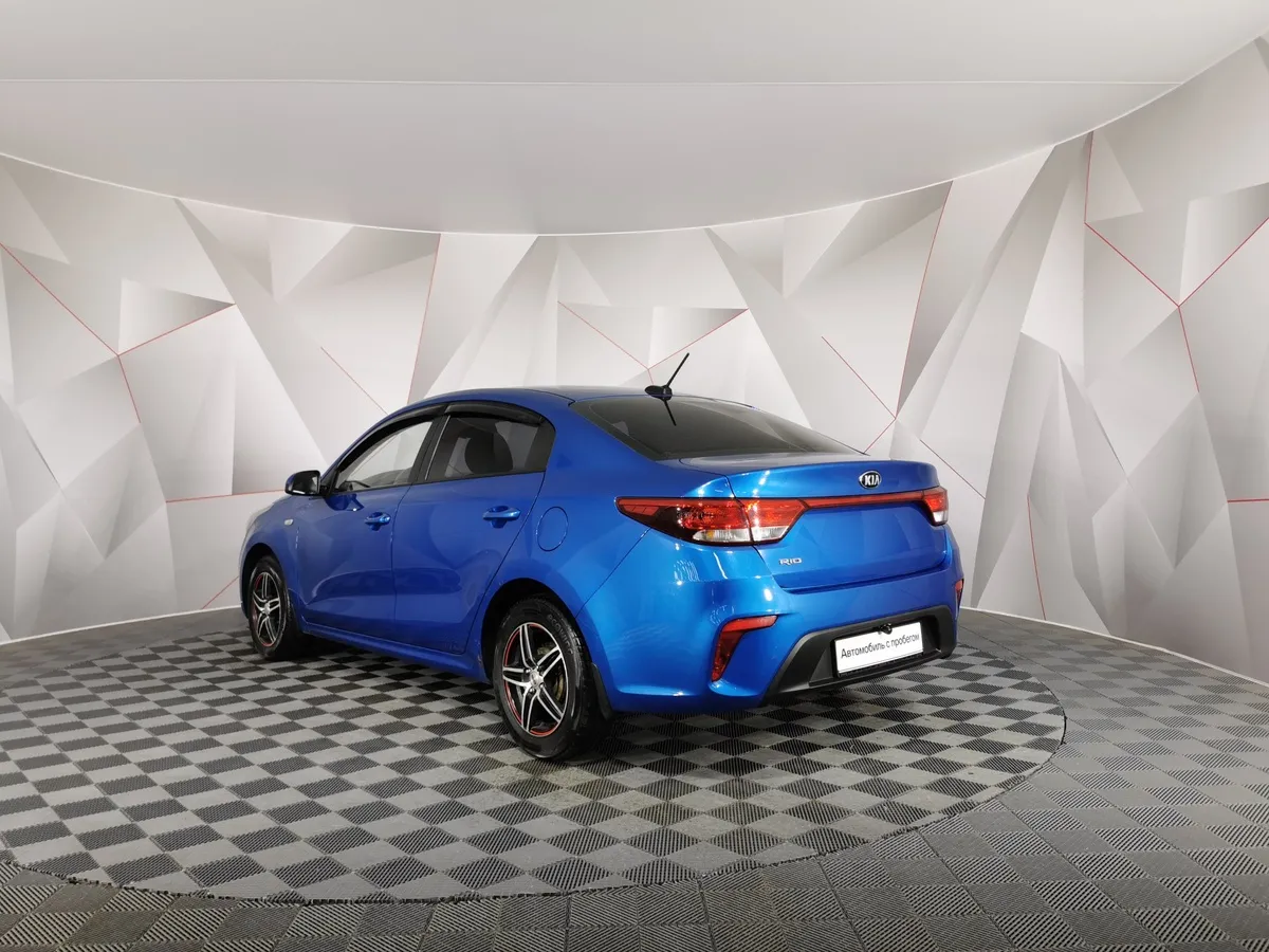 Kia Rio 1.4 AT (100 л.с.) Синий в АВИЛОН. Слайд №4