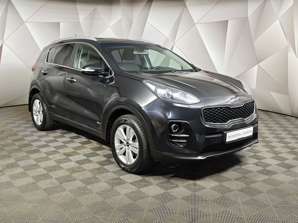 Kia Sportage 2.0 AT 4WD (150 л.с.) Comfort Черный в АВИЛОН. Слайд №3