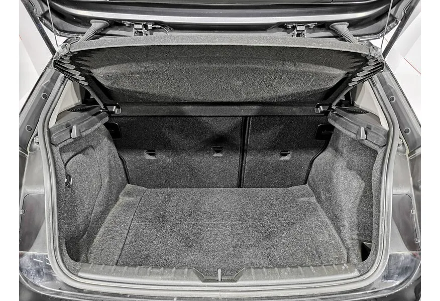 BMW 1 серия 116i AT (136 л.с.) Черный в АВИЛОН. Слайд №9 BMW 1 серия 116i AT (136 л.с.) Черный в АВИЛОН. Слайд №9