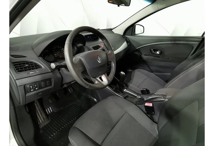 АВИЛОН - Renault Megane 1.6 MT (106 л.с.) Белый - slide 10