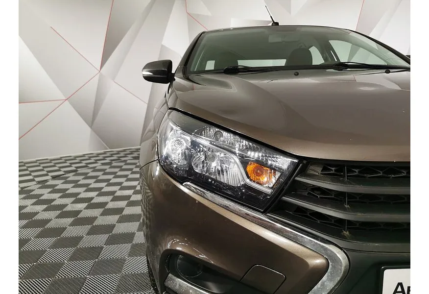 ВАЗ (Lada) Vesta 1.6 MT (106 л.с.) Коричневый в АВИЛОН. Слайд №10