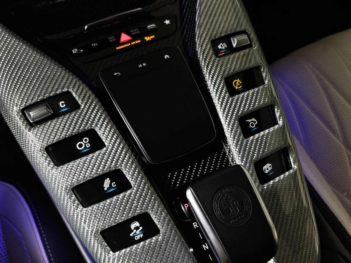 Mercedes-Benz AMG GT 43 4MATIC SPEEDSHIFT TCT 9G (367 л.с.) Синий в АВИЛОН. Слайд №28
