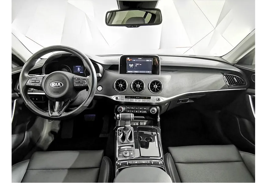 Kia Stinger 2.0 AT (197 л.с.) Comfort Синий в АВИЛОН. Слайд №10