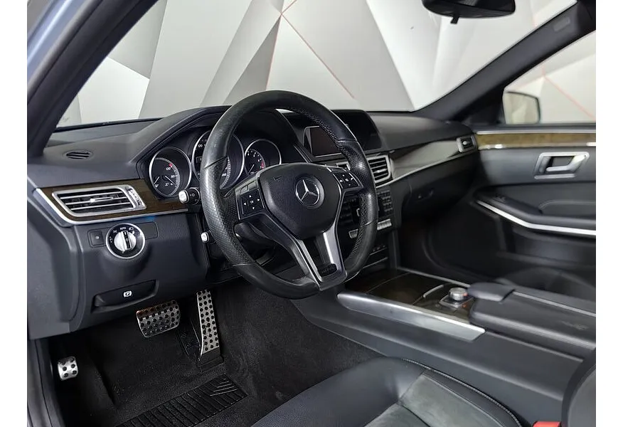 Mercedes-Benz E-Класс E 200 T BlueEfficiency 7G-Tronic Plus (184 л.с.) Серый в АВИЛОН. Слайд №19