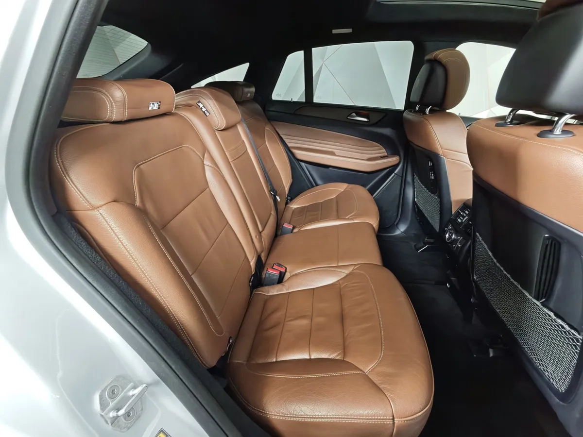 Mercedes-Benz GLE 350 d 4MATIC 9G-TRONIC (249 л.с.) Grand Edition Серебристый в АВИЛОН. Слайд №15