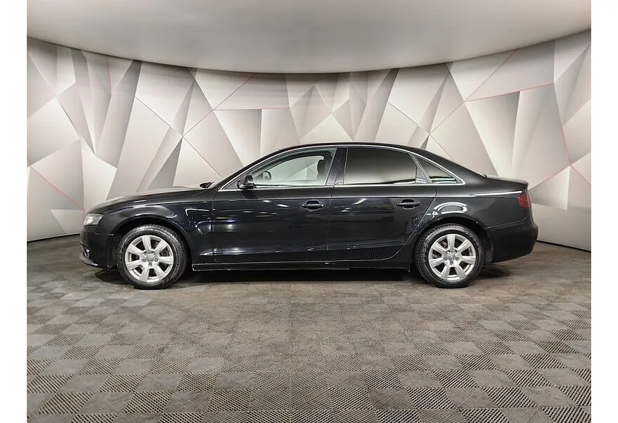 Audi A4 1.8 TFSI multitronic (160 л.с.) Черный в АВИЛОН. Слайд №5