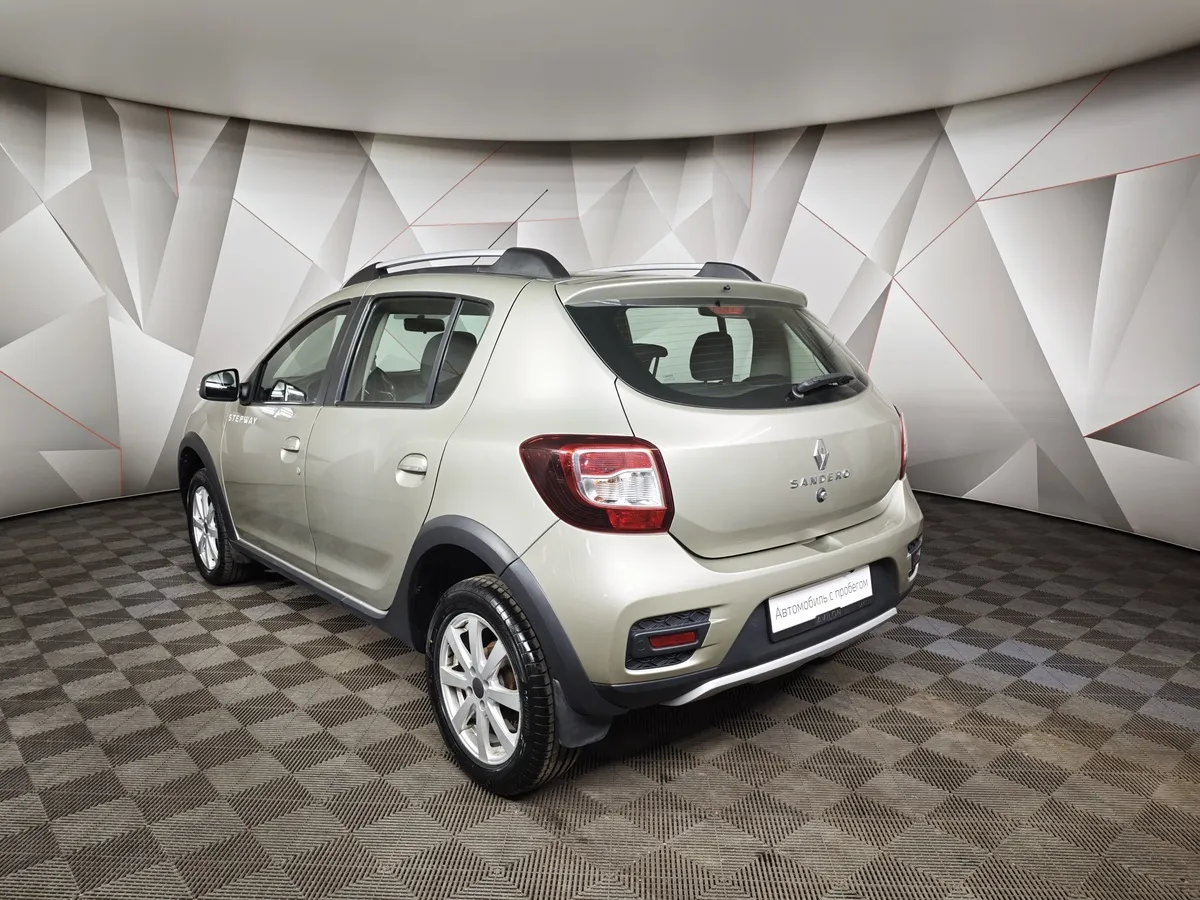 Renault Sandero 1.6 MT (113 л.с.) Stepway Drive Серый в АВИЛОН. Слайд №4