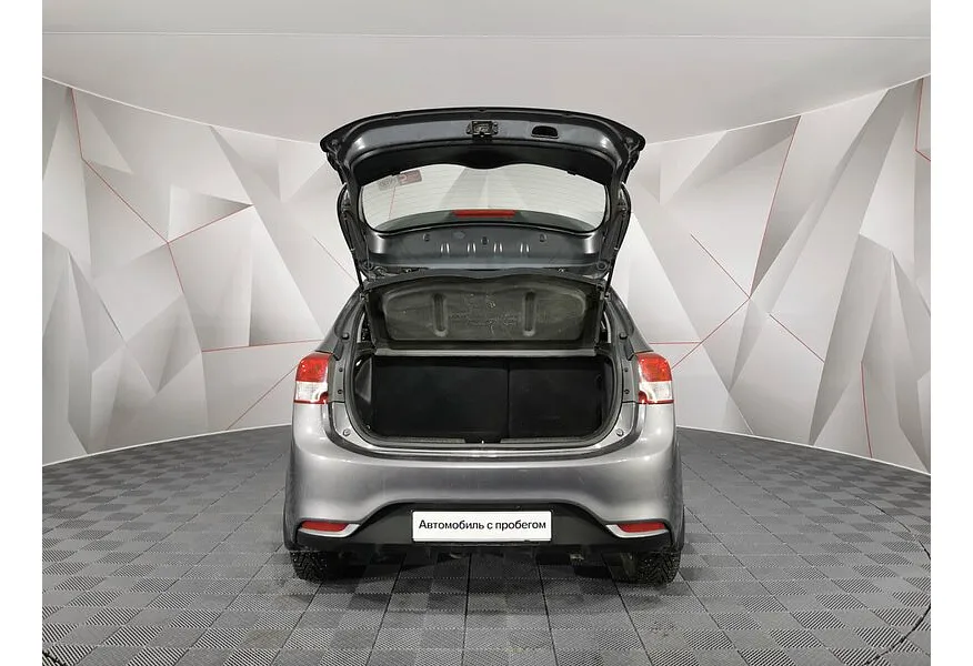 Kia Rio 1.6 AT (123 л.с.) Luxe Серый в АВИЛОН. Слайд №10