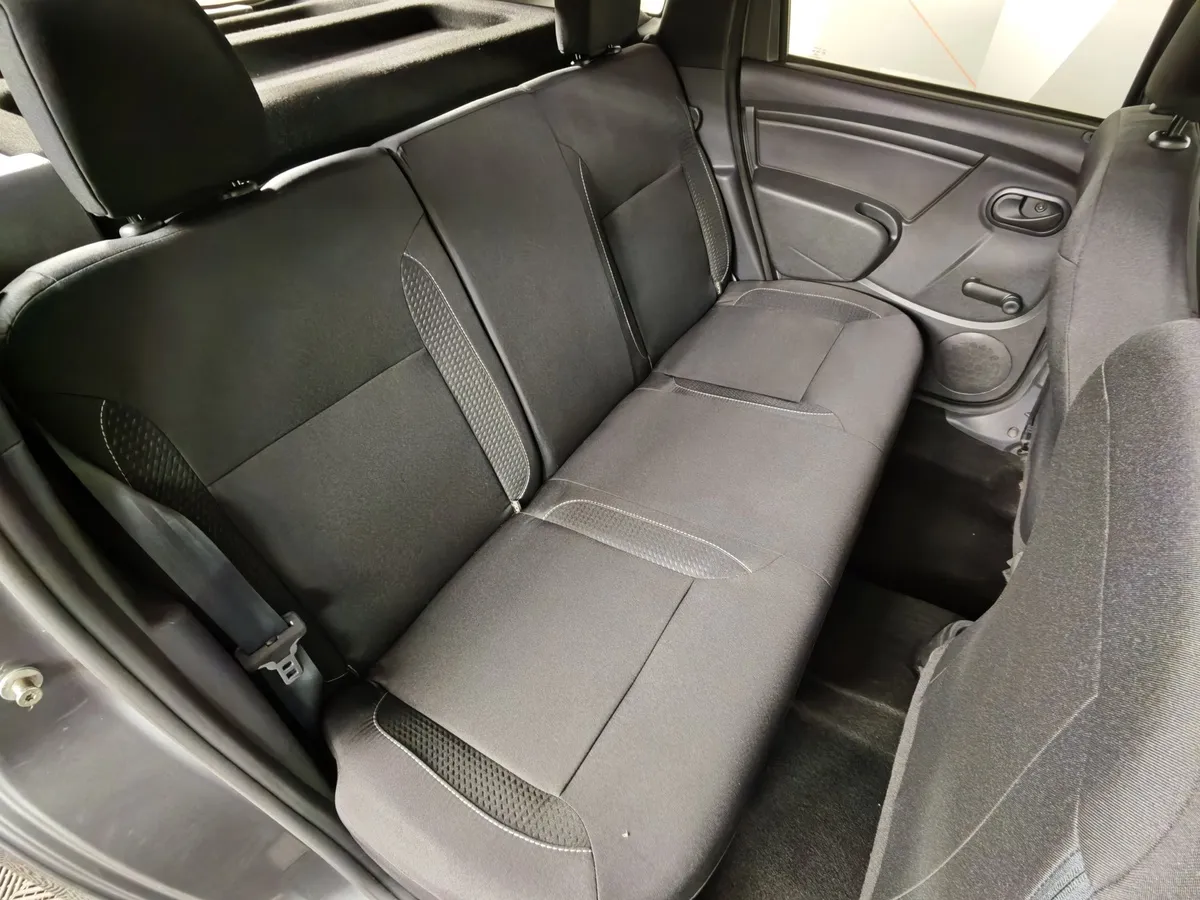 Renault Duster 1.6 MT (114 л.с.) Серый в АВИЛОН. Слайд №17