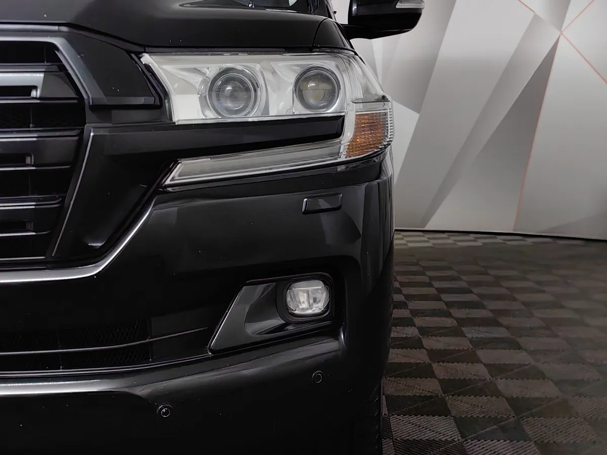 Toyota Land Cruiser 4.5 TD AT (249 л.с.) Черный в АВИЛОН. Слайд №10