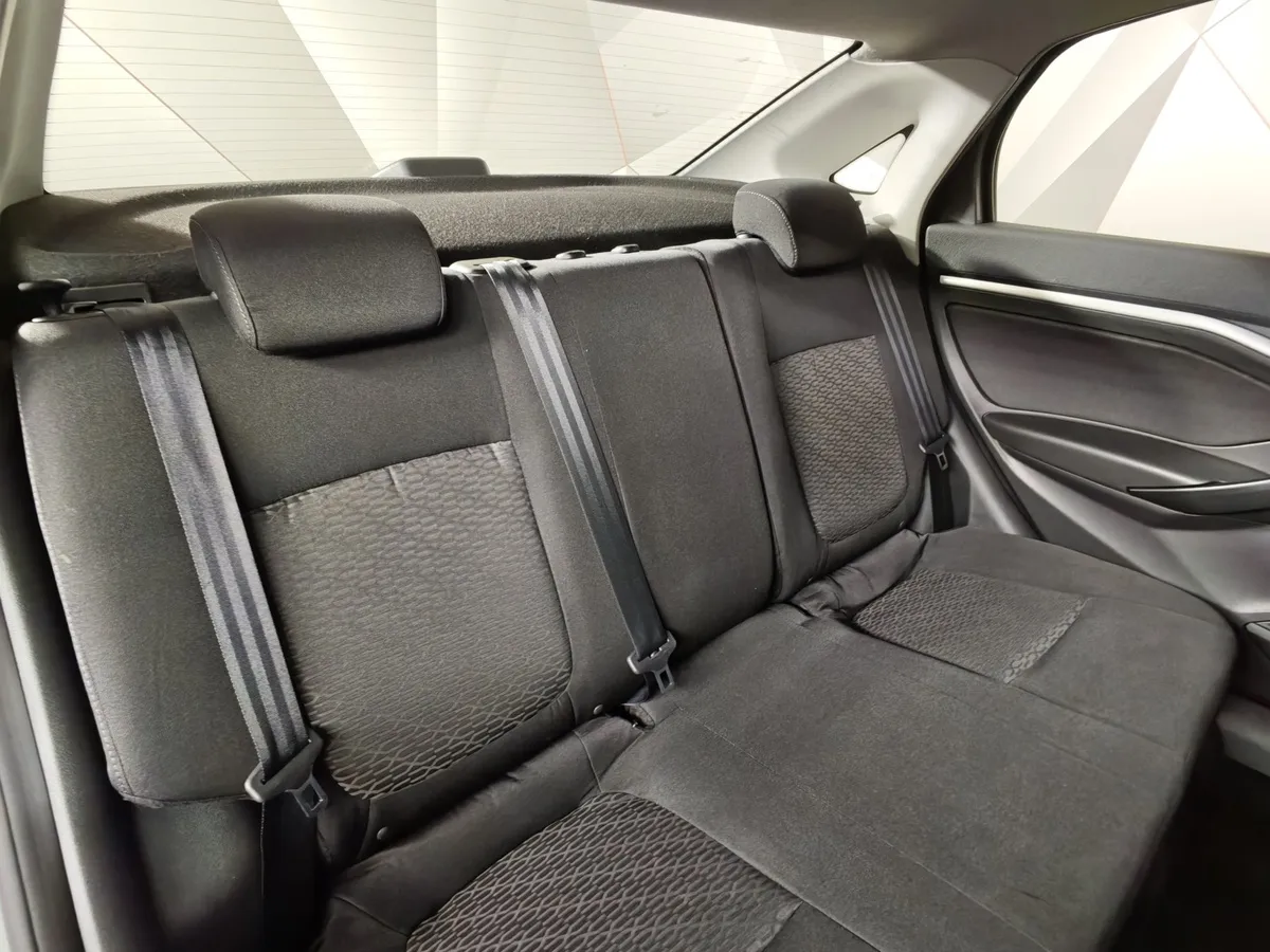 ВАЗ (Lada) Vesta 1.6 AMT (106 л.с.) Серый в АВИЛОН. Слайд №17