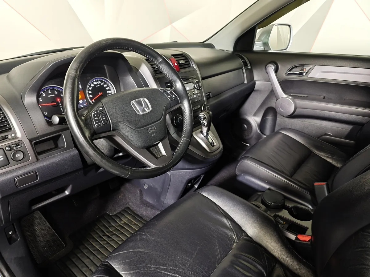 Honda CR-V 2.4 AT 4WD (166 л.с.) Серебристый в АВИЛОН. Слайд №18