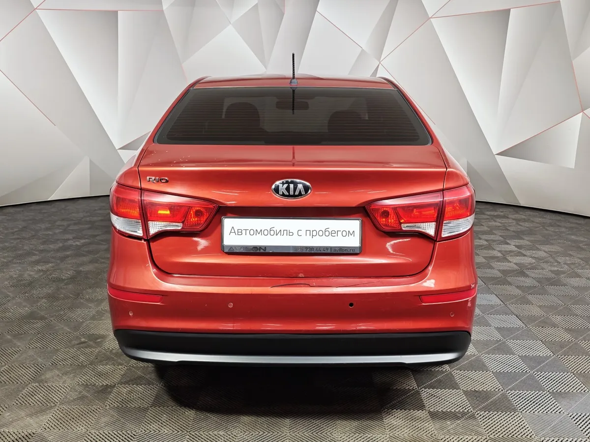 Kia Rio 1.6 AT (123 л.с.) Красный в АВИЛОН. Слайд №8