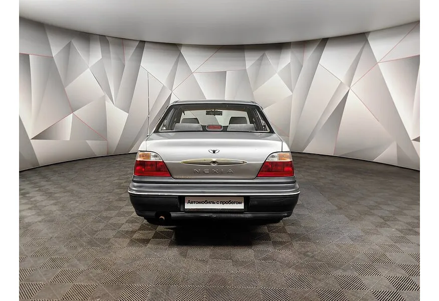 Daewoo Nexia 1.5 MT (75 л.с.) Серебристый в АВИЛОН. Слайд №8