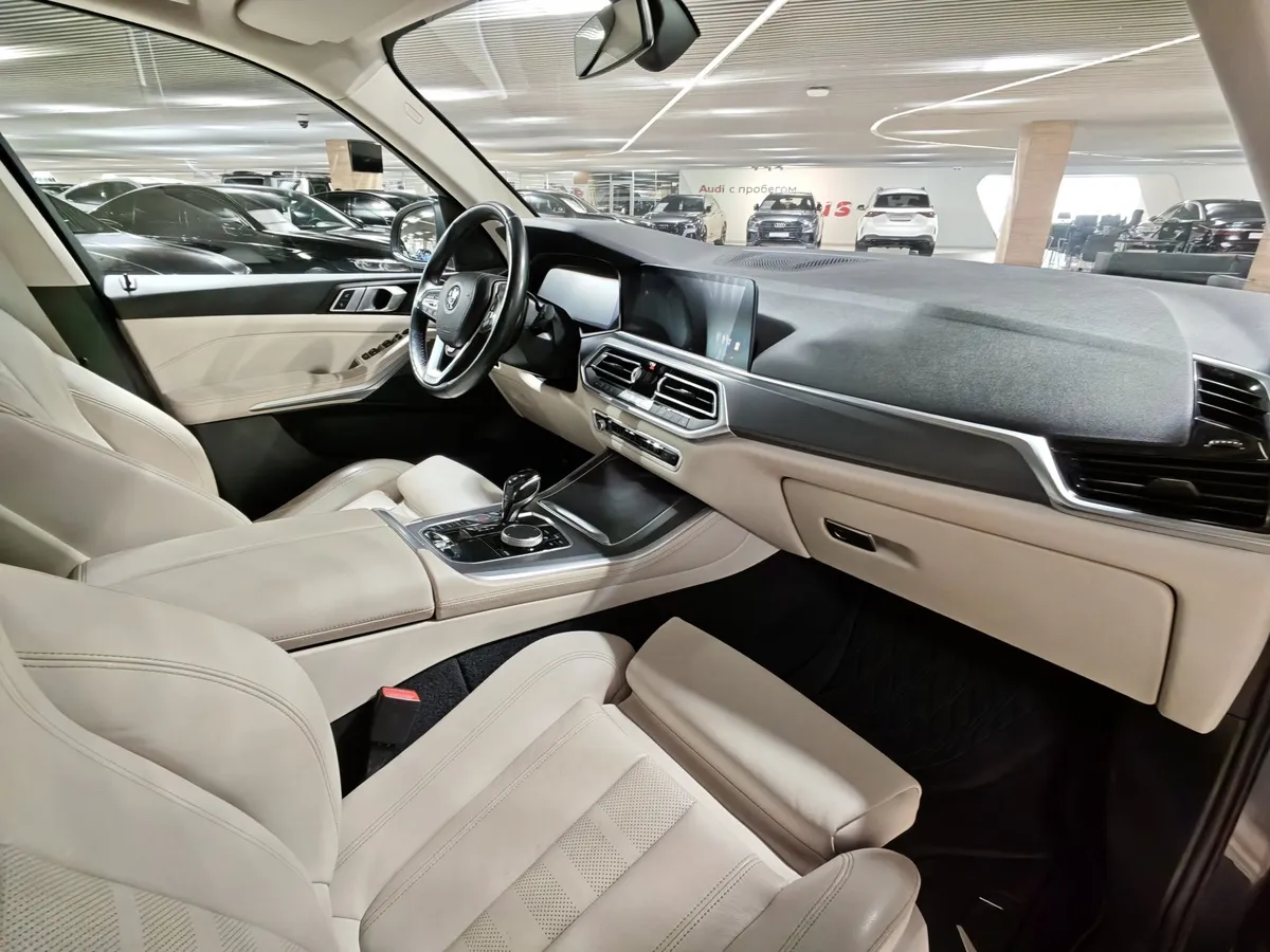 BMW X5 xDrive30d Steptronic (249 л.с.) Business Plus Серый в АВИЛОН. Слайд №25