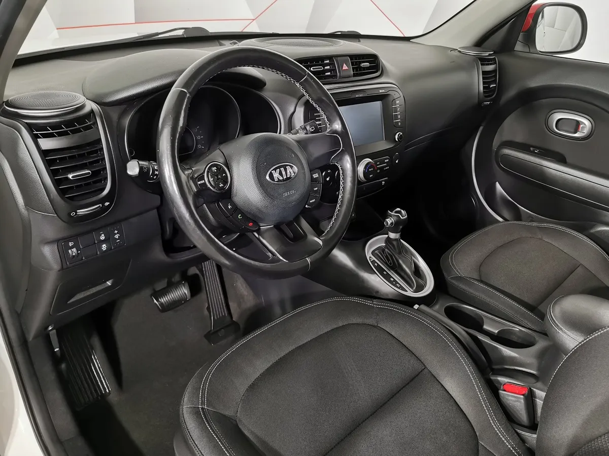 Kia Soul 1.6 GDI AT (132 л.с.) Classic Белый в АВИЛОН. Слайд №18