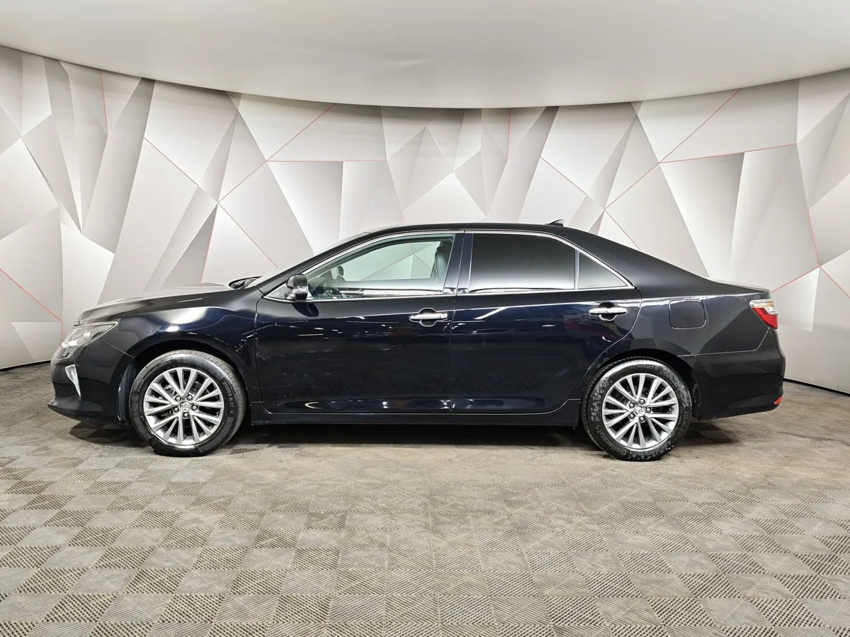 Toyota Camry 2.5 AT (181 л.с.) Классик Черный в АВИЛОН. Слайд №5