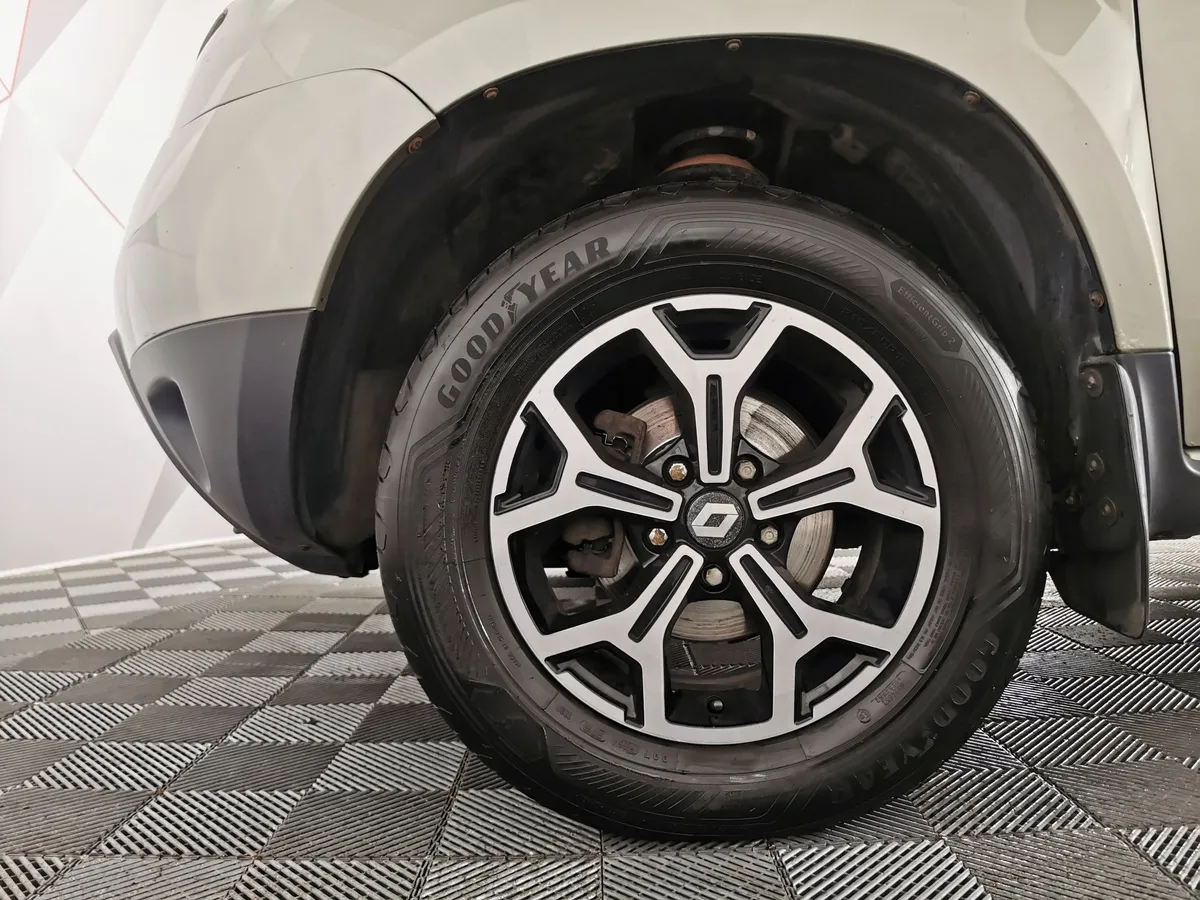 Renault Duster 1.6 MT (114 л.с.) Бежевый в АВИЛОН. Слайд №9