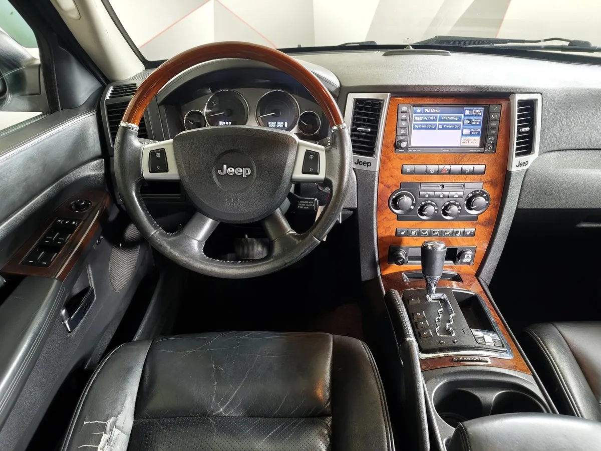Jeep Grand Cherokee 3.0 CRD AT 4WD (218 л.с.) Серебристый в АВИЛОН. Слайд №20