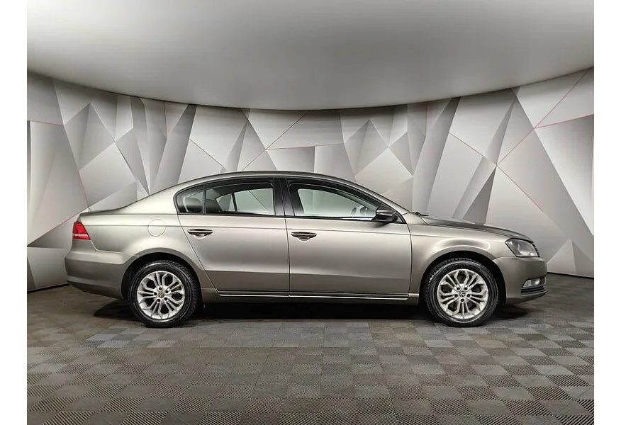 Volkswagen Passat 1.4 TSI BlueMotion DSG (125 л.с.) Trendline Серый в АВИЛОН. Слайд №6