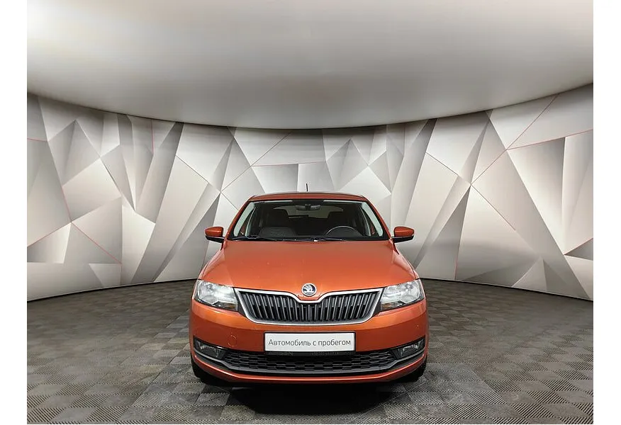 Skoda Rapid 1.6 AT (110 л.с.) Active Оранжевый в АВИЛОН. Слайд №7