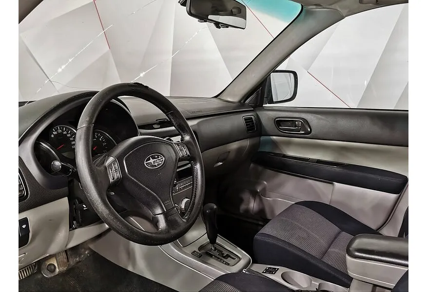 Subaru Forester 2.0X AT (158 л.с.) Серый в АВИЛОН. Слайд №19