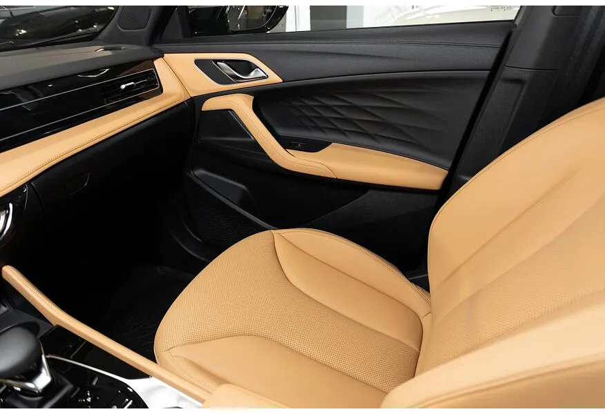 Москвич М70 2.0 AT FWD (200 л.с.) Ультра Черный в АВИЛОН. Слайд №12