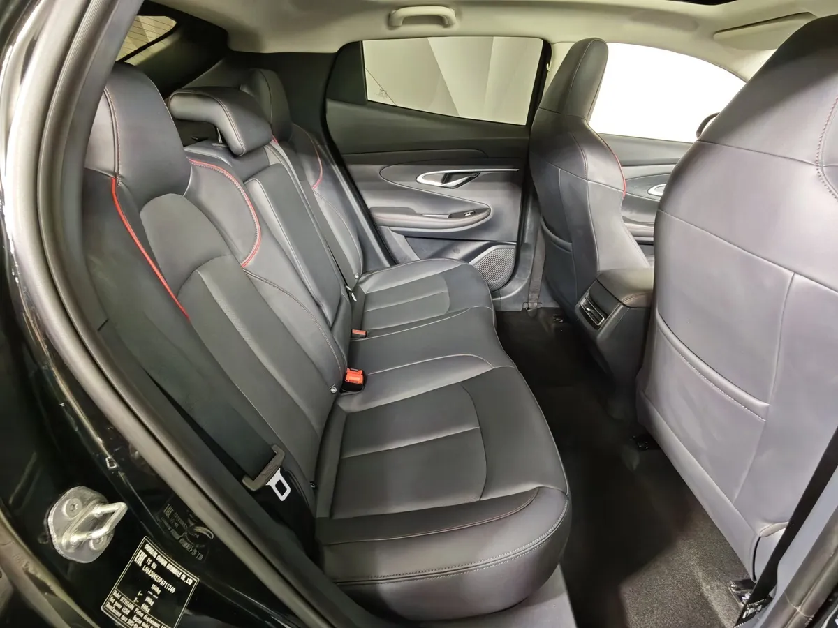 Changan UNI-T 1.5T 7DCT (181 л.с.) Tech Черный в АВИЛОН. Слайд №15