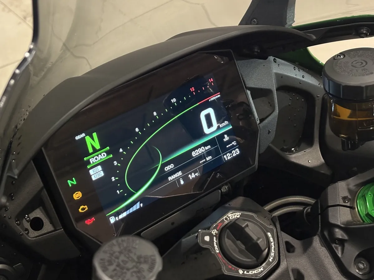 Kawasaki Ninja H2 998 см³ (200 л.с.) (200) 998 Зеленый в АВИЛОН. Слайд №5