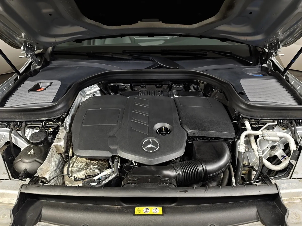 Mercedes-Benz GLC 220 d 9G-TRONIC 4MATIC (194 л.с.) Premium (Локальная сборка) Серебристый в АВИЛОН. Слайд №11