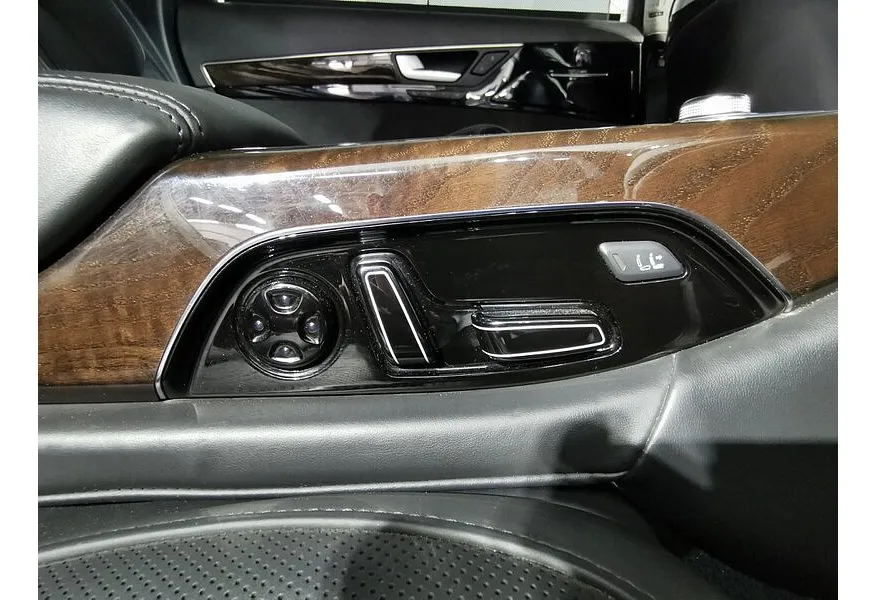 АВИЛОН - Audi A8 3.0 TFSI L tiptronic quattro (310 л.с.) Черный - slide 18