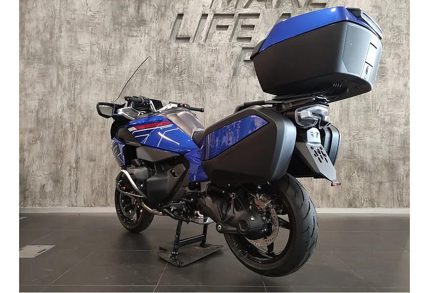 BMW Motorrad R 1300 RT 1300 см³ (145 л.с.) (145) 1300 Синий в АВИЛОН. Слайд №5