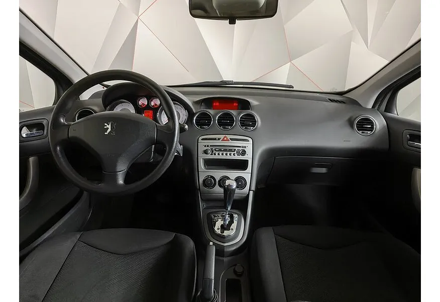 Peugeot 308 1.6 AT (120 л.с.) Бежевый в АВИЛОН. Слайд №14