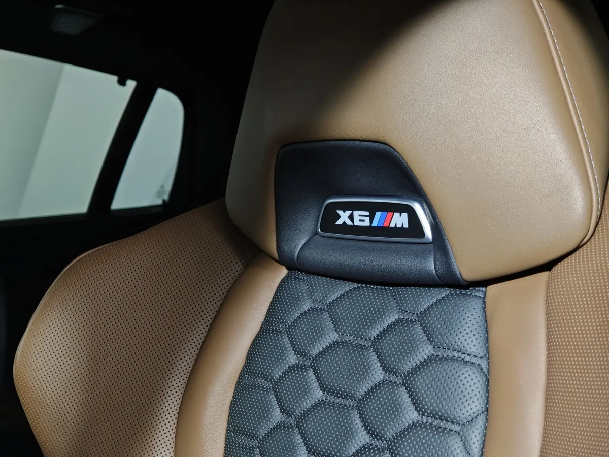 BMW X6 M 4.4 xDrive (625 л.с.) Competition M Special Черный в АВИЛОН. Слайд №23