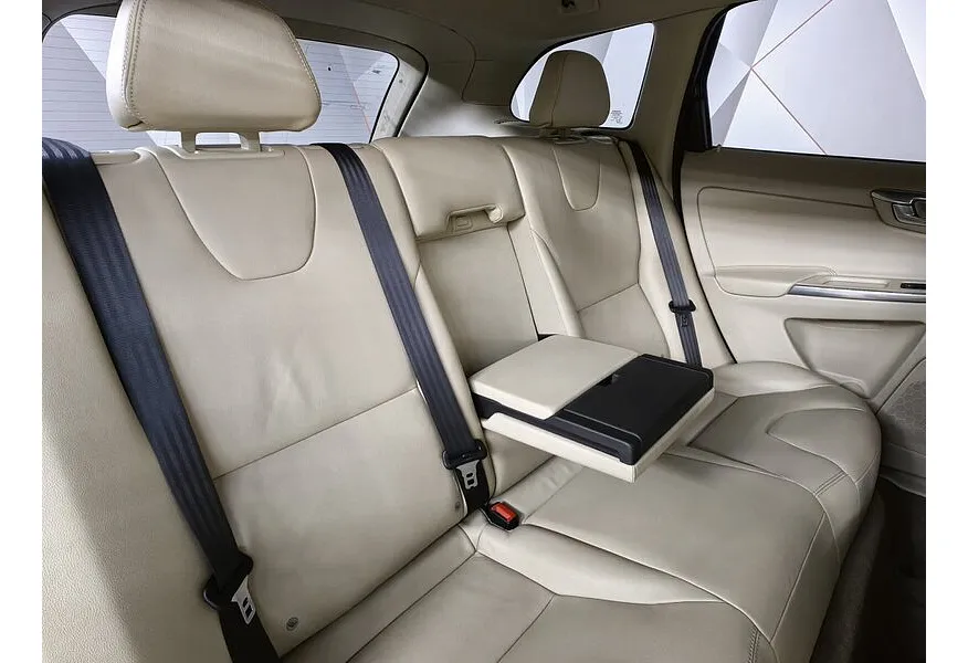 АВИЛОН - Volvo XC60 2.4 D4 Geartronic AWD (181 л.с.) Коричневый - slide 11