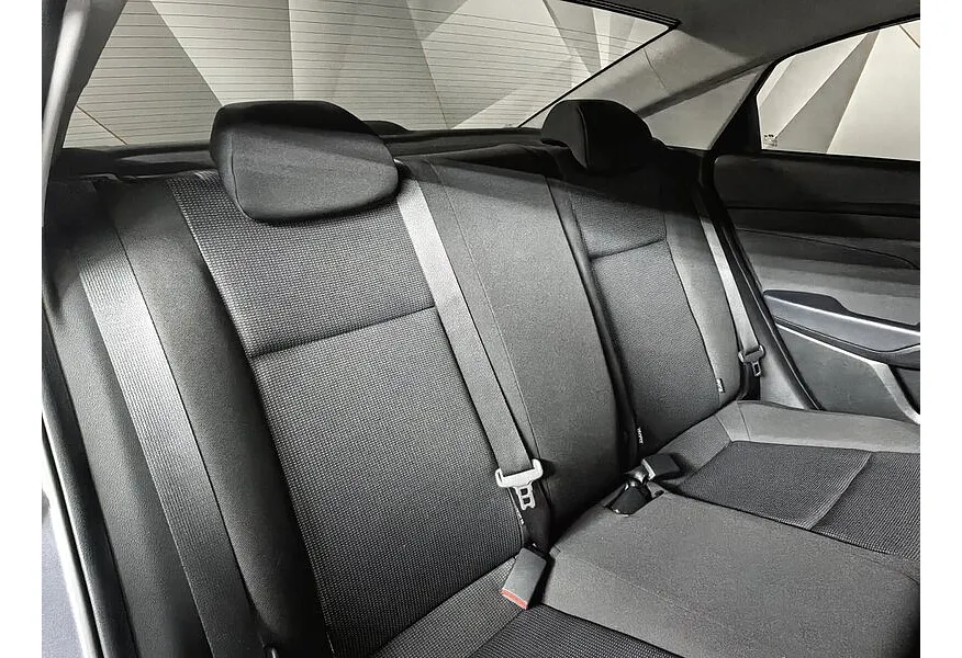 АВИЛОН - Hyundai Solaris 1.6 AT (123 л.с.) Comfort + Advanced + Winter Серый - slide 12