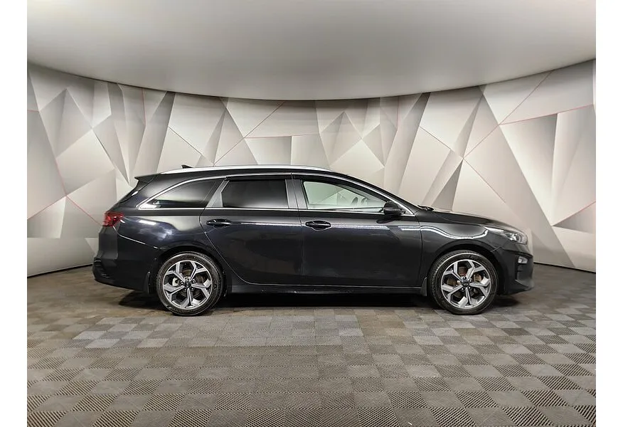 АВИЛОН - Kia Ceed 1.6 MPI AT (128 л.с.) Luxe Черный - slide 3