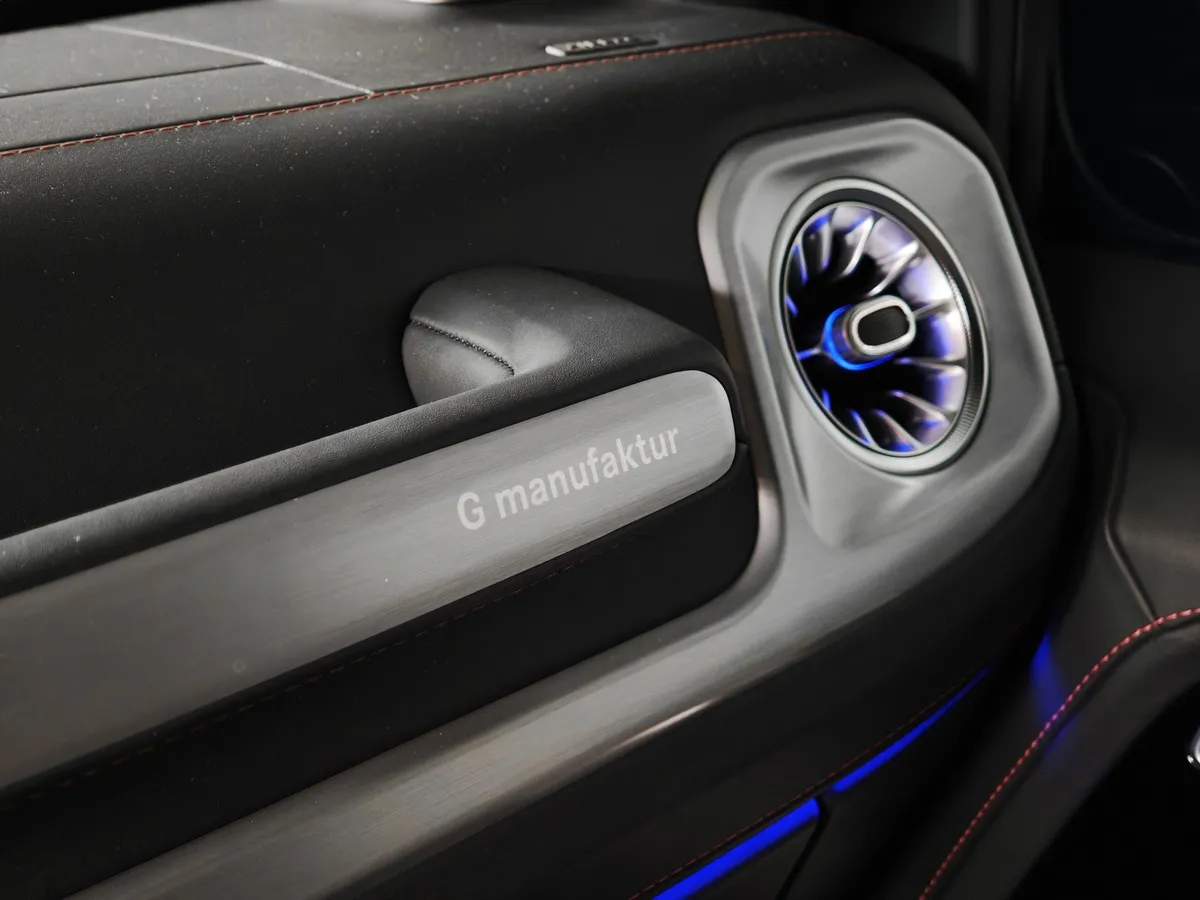Mercedes-Benz G-Класс G 63 AMG Speedshift 4Matic (585 л.с.) Черный в АВИЛОН. Слайд №28