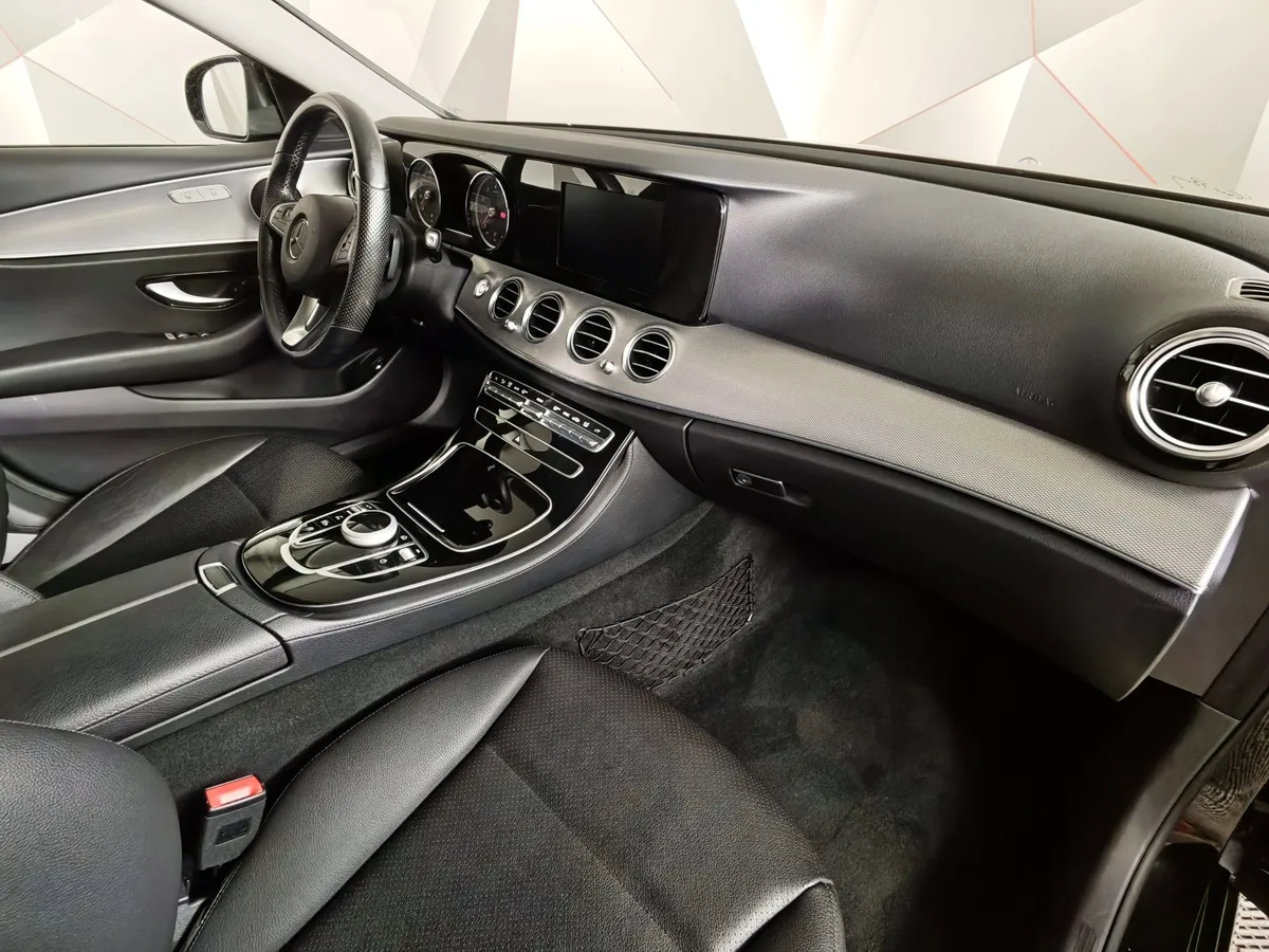 Mercedes-Benz E-Класс E 200 9G-TRONIC (197 л.с.) Черный в АВИЛОН. Слайд №13