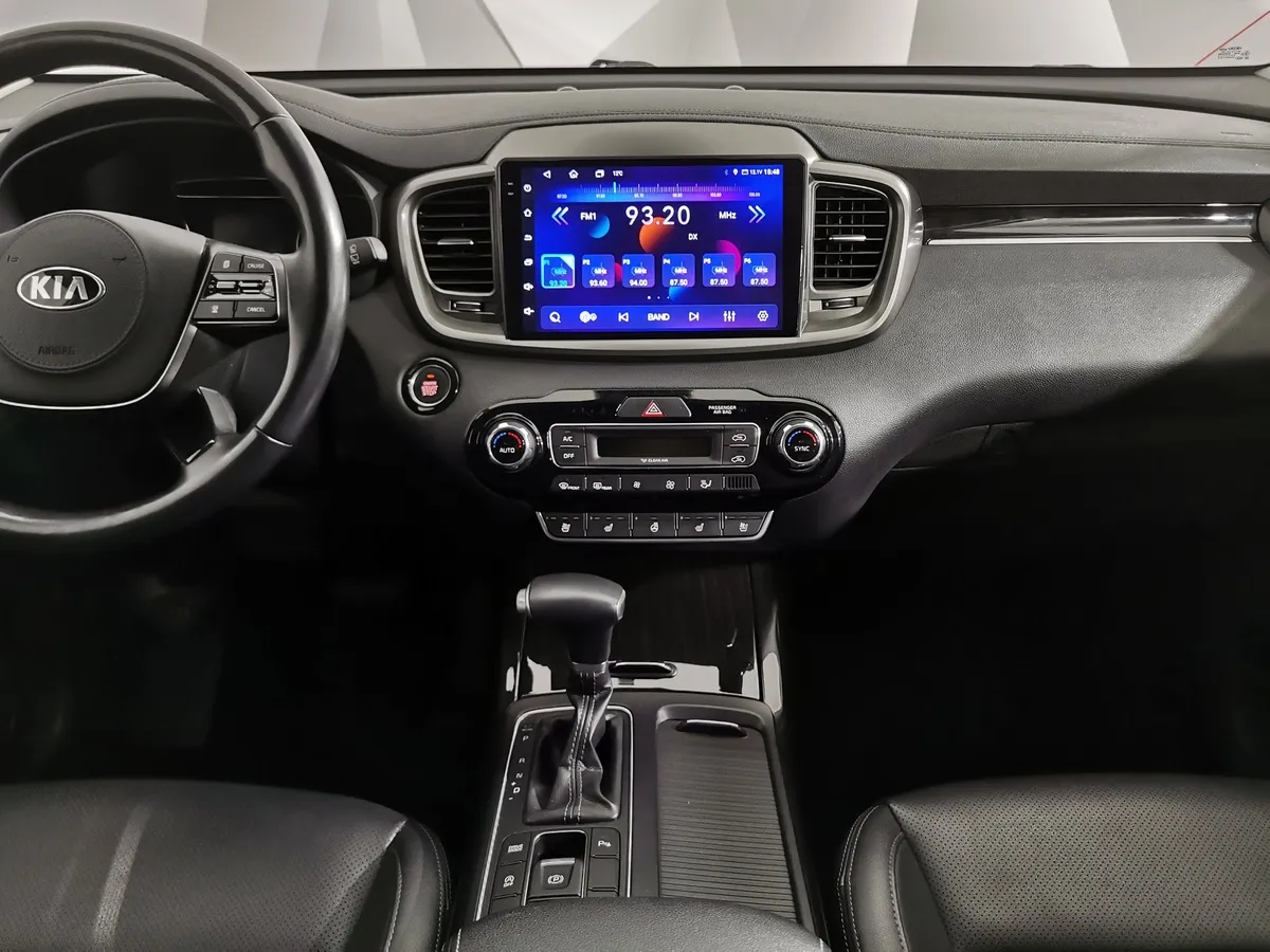 Kia Sorento 2.2 D AT AWD (5 мест) (200 л.с.) Prestige Белый в АВИЛОН. Слайд №15