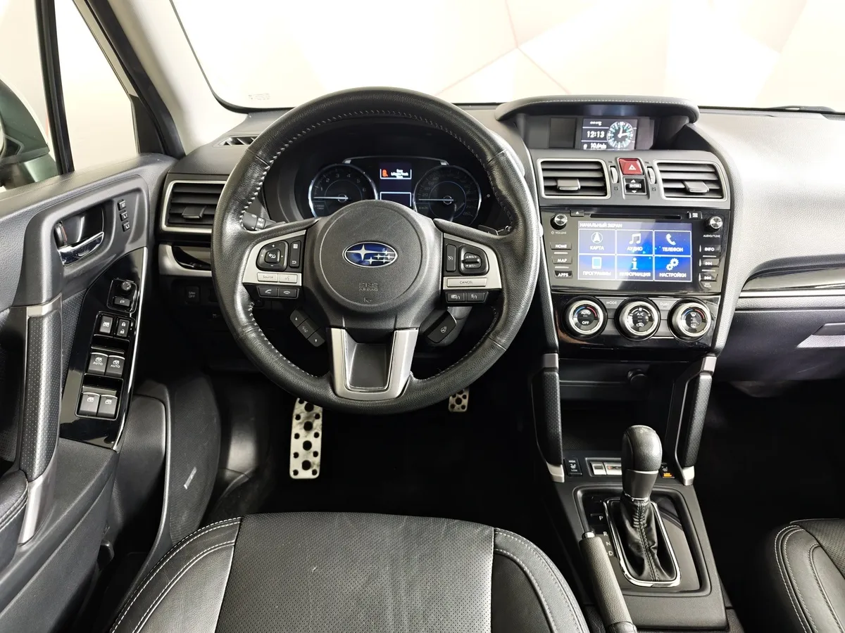 Subaru Forester 2.0 XT AWD CVT (241 л.с.) Белый в АВИЛОН. Слайд №17